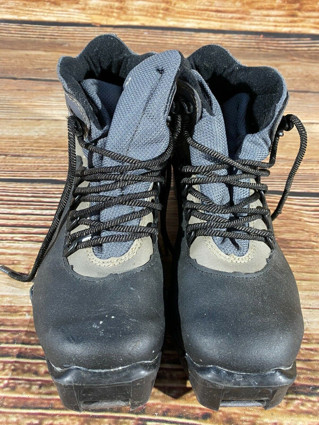 SALOMON Nordic Cross Country Ski Boots Size EU36 US5 SNS profil