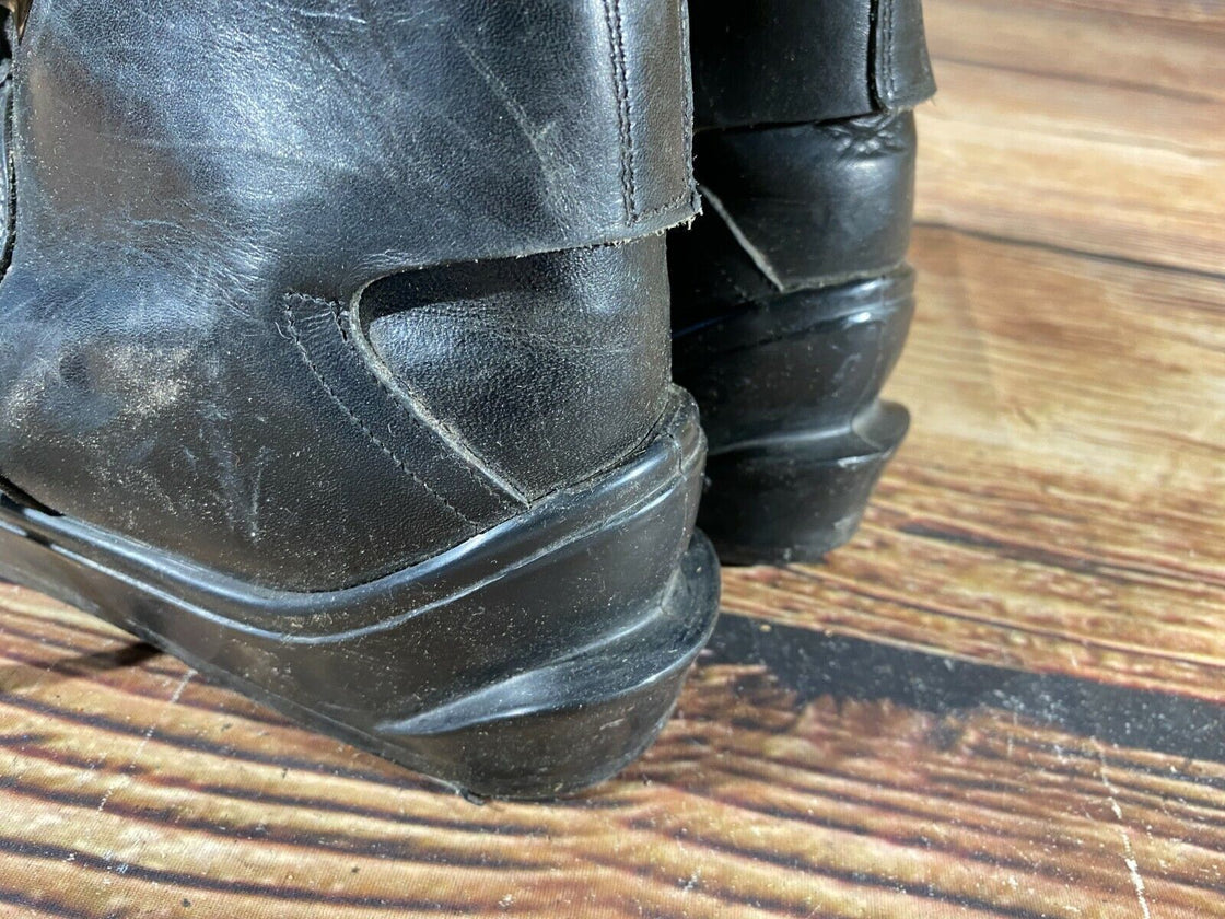 Vintage Alpine Ski Boots EU42, US8.5, UK7.5, Mondo 262 for Cable Bindings