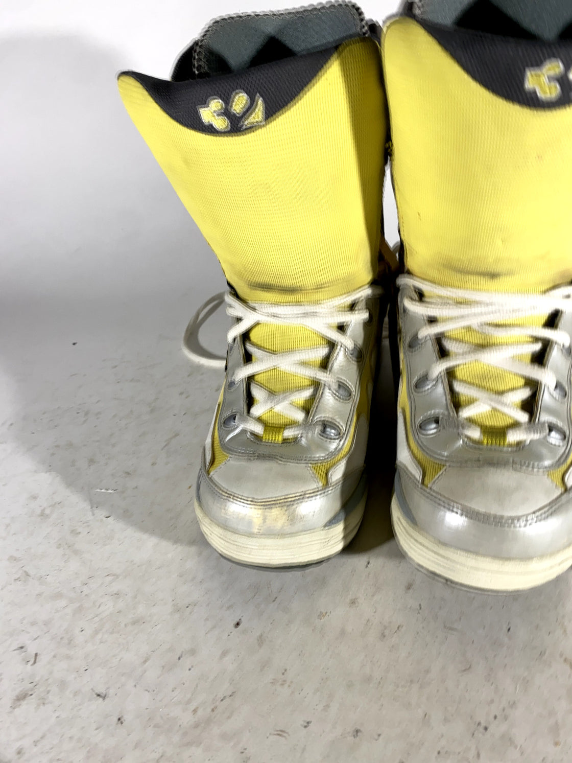 THIRTYTWO Snowboard Boots Ladies Size EU38.5 US7.5 UK5.5 Mondo 245 mm