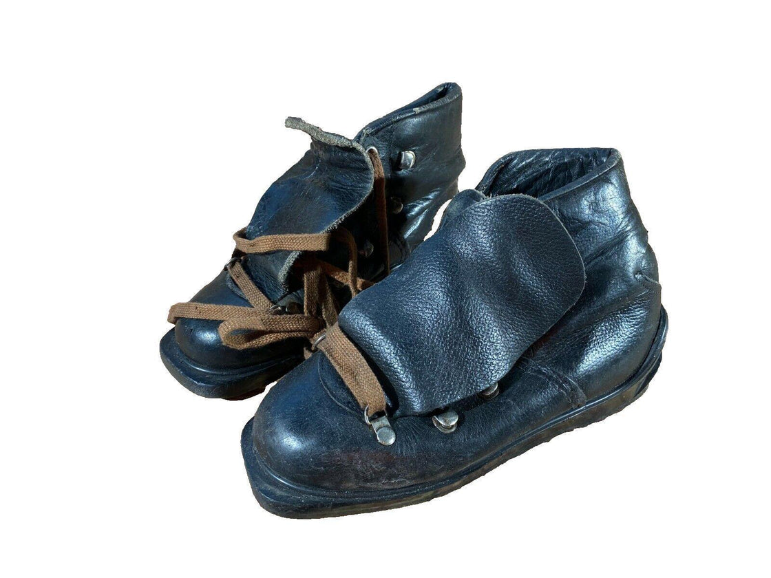 Vintage Alpine Ski Boot Mountain Skiing Youth EU33 Mondo 214 Cable Binding KL148