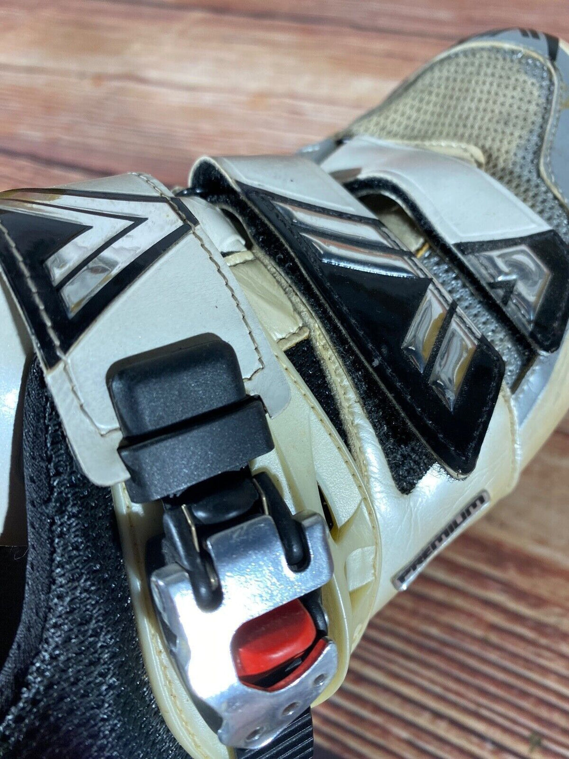VITTORIA Carbon Premium Road Cycling Shoes Size 3 Bolts EU46 US11 Mondo 285