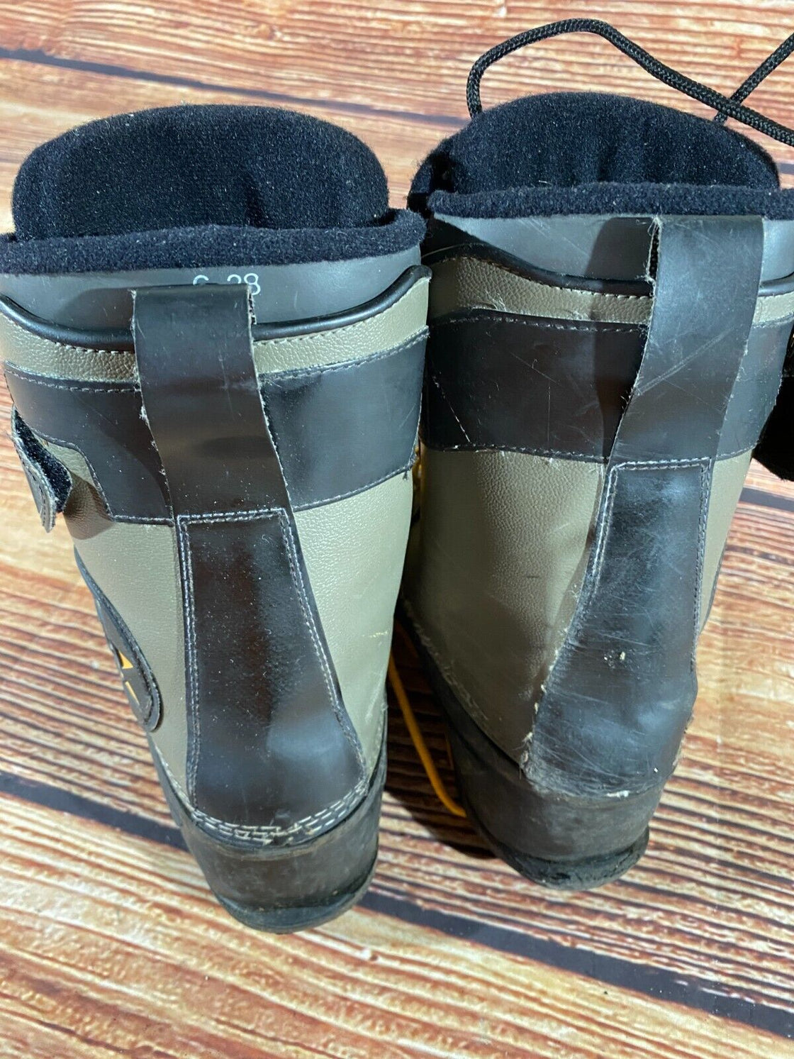 SPORT SYSTEM Vintage Snowboard Boots Size EU38, US6, UK5, Mondo 242 mm