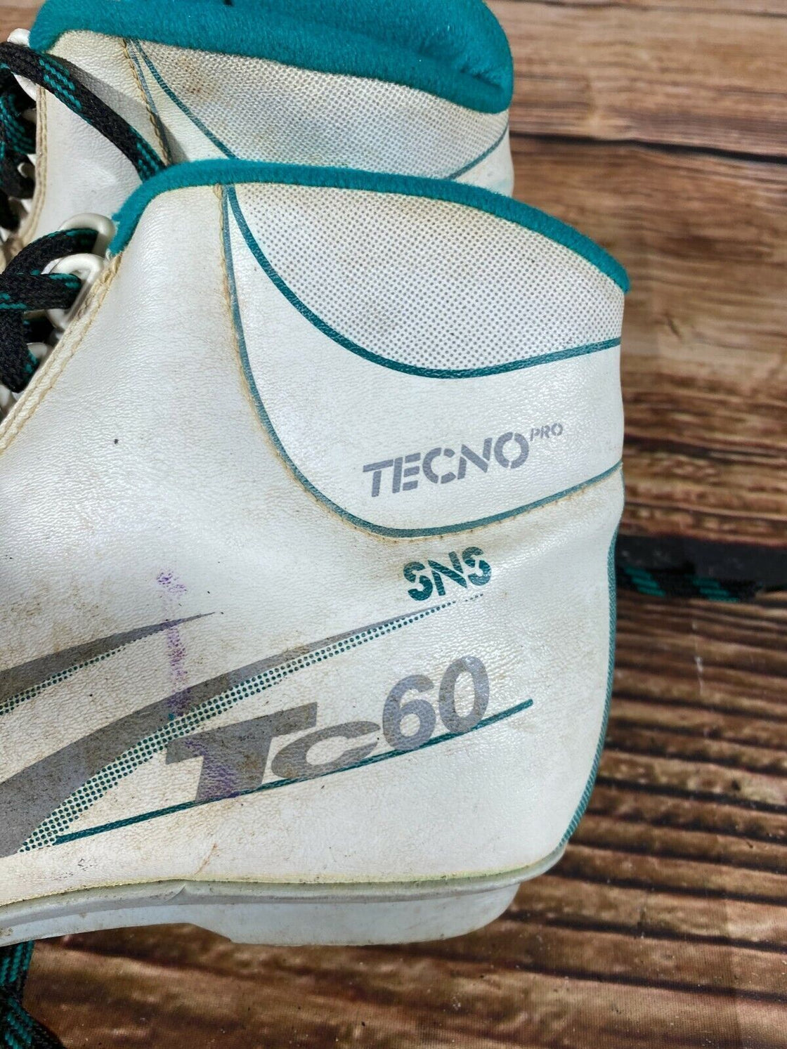 TECNOPRO TC60 Nordic Cross Country Ski Boots Size EU39 US7 SNS Old Profile