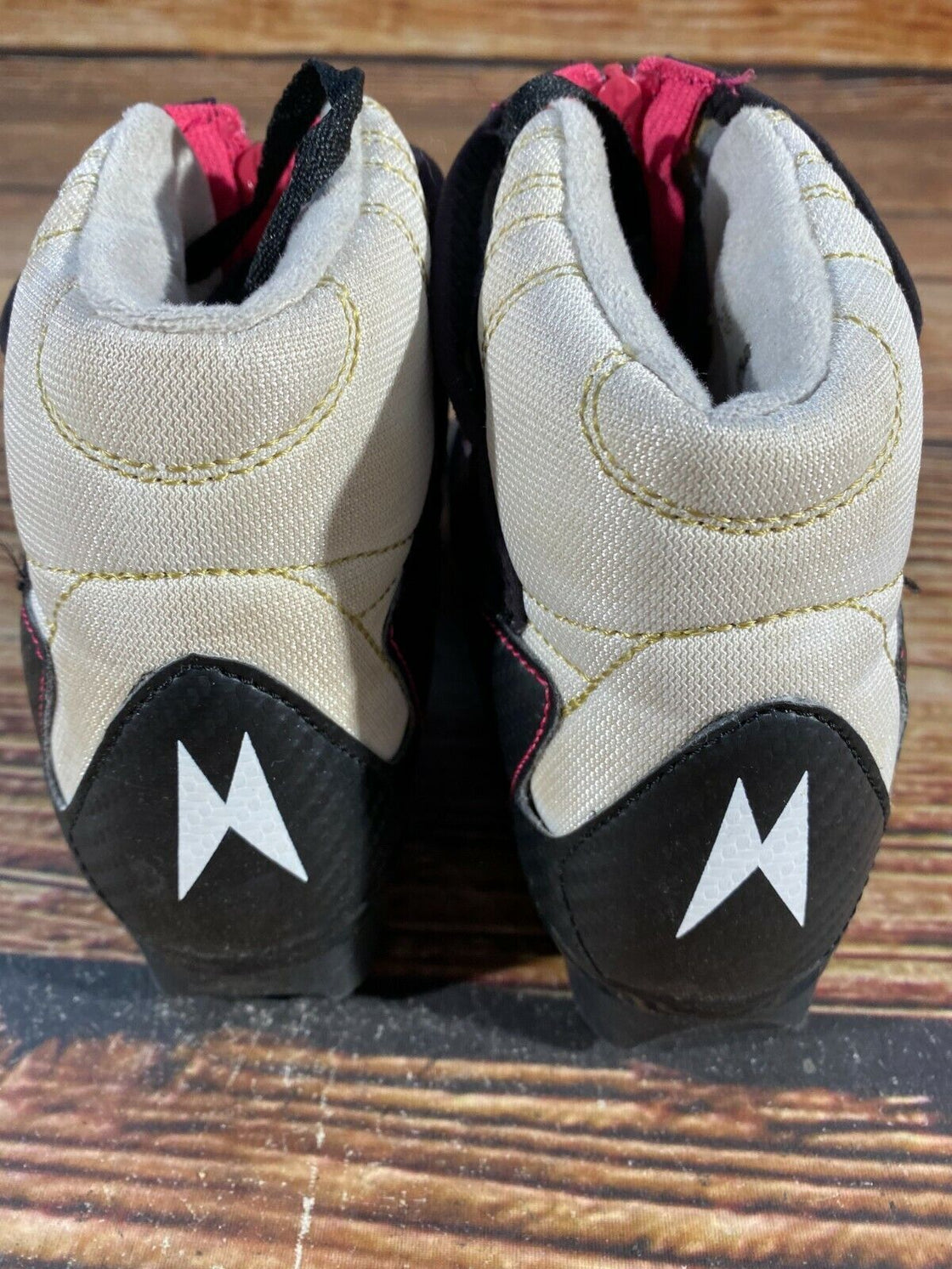 Madshus Buterfly Cross Country Ski Boots Size EU35 for NNN M-25