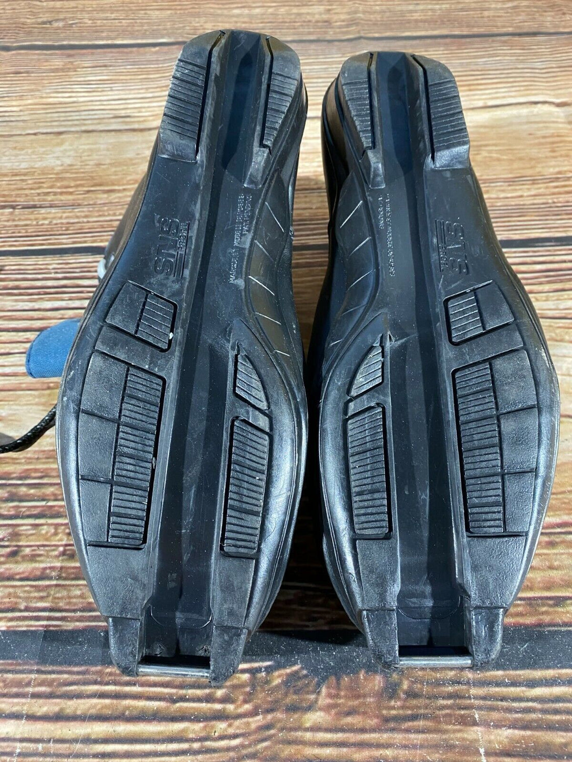 SALOMON Nordic Cross Country Ski Boots Size EU42 US8.5 SNS profil