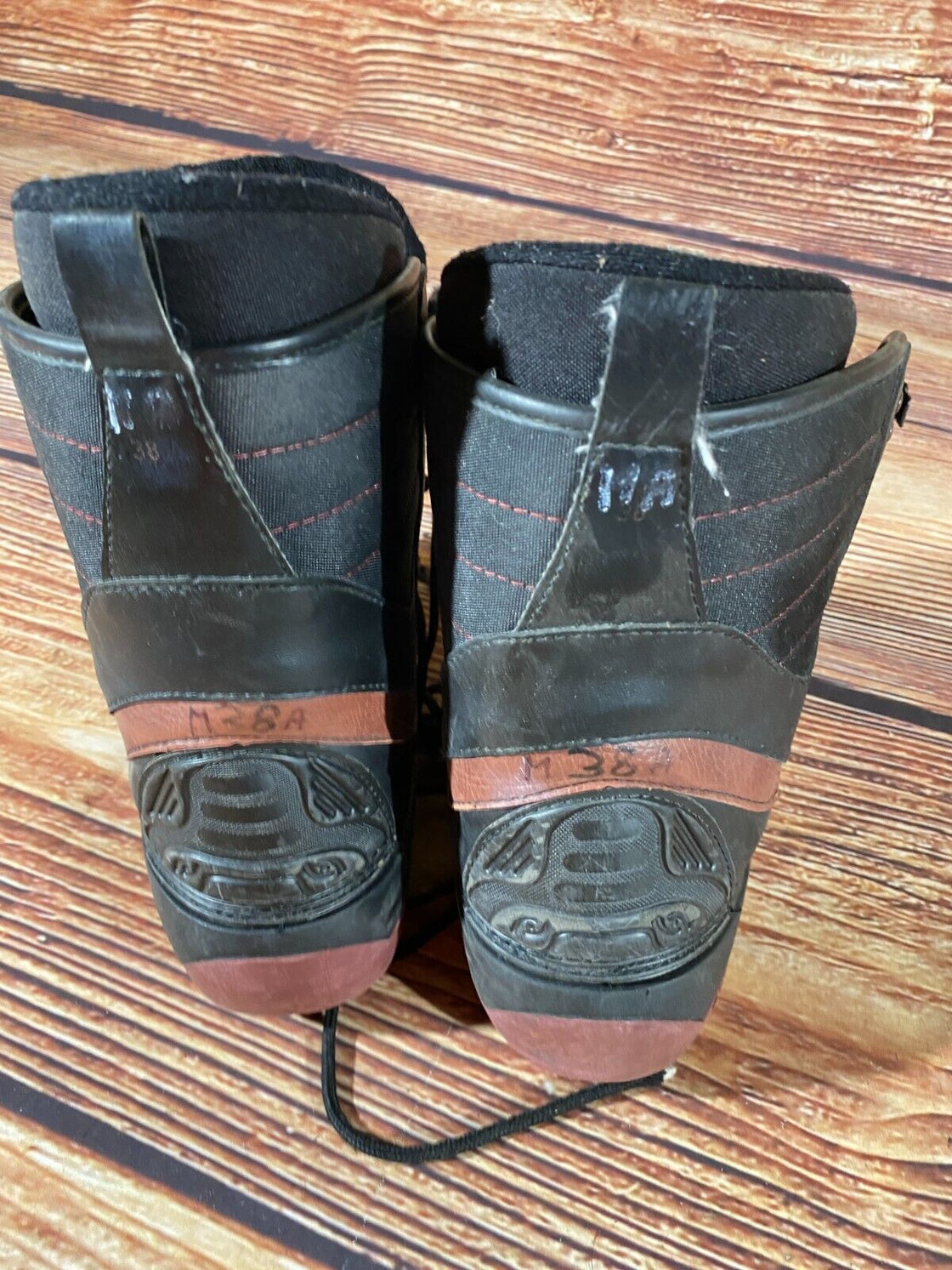 SHARK Vintage Snowboard Boots Size EU38, US6, UK5, Mondo 238 mm
