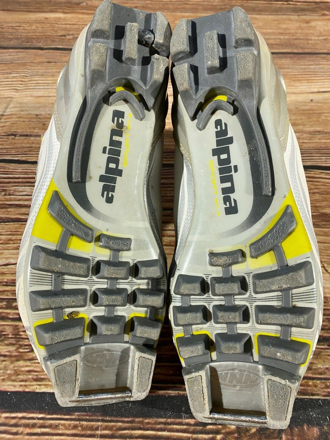 Alpina Eve30 S Nordic Cross Country Ski Boots Size EU38 US6 NNN bindings