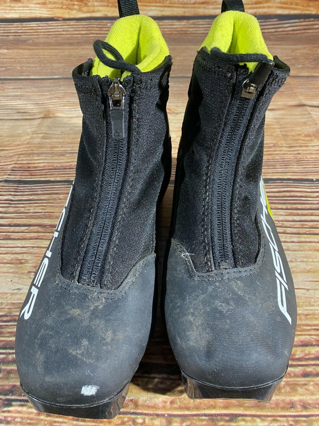 Fischer Ultimate Nordic Cross Country Ski Boots Size EU37 US5 NNN