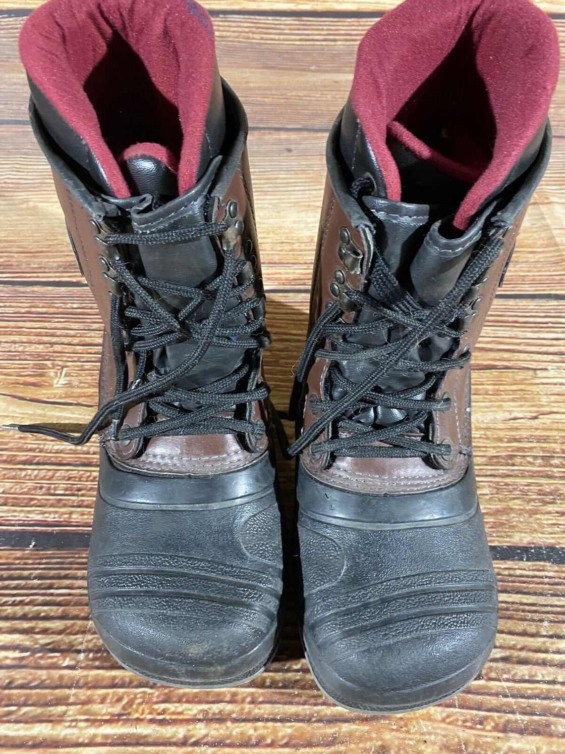 WILD DUCK Vintage Snowboard Boots Size EU40, US7, UK6, Mondo 250 mm G