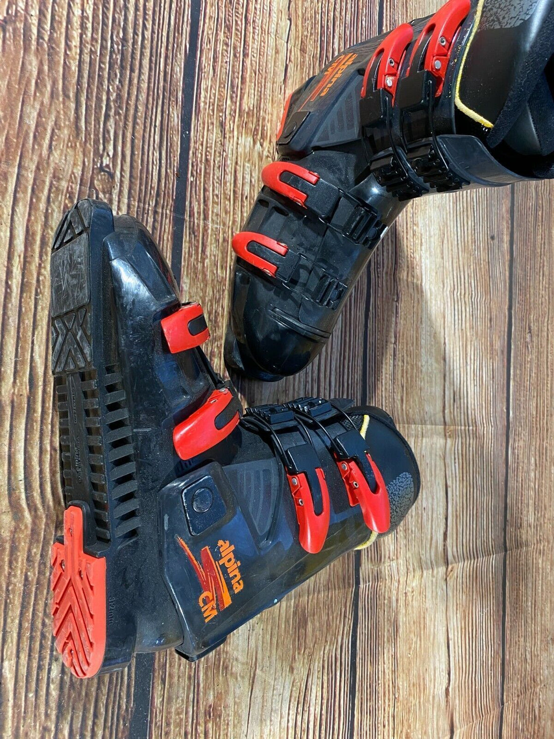 Alpina Vintage Alpine Ski Boots Size Mondo 270 mm, Outer Sole 312 mm DH44