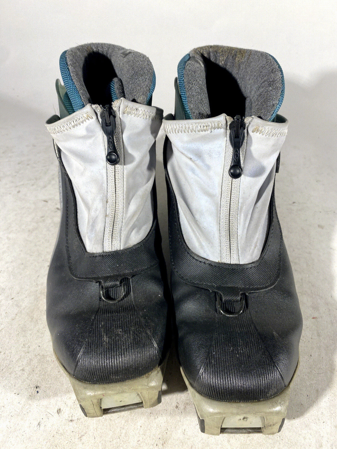 SALOMON Classic Nordic Cross Country Ski Boots Size EU38 2/3 US7 SNS Profil
