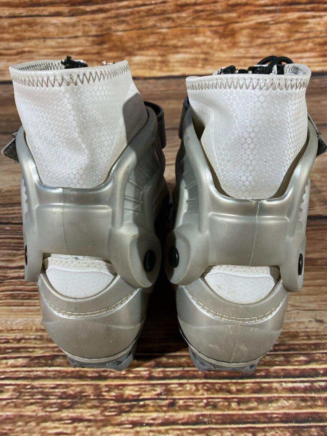 Alpina Eve30 S Nordic Cross Country Ski Boots Size EU38 US6 NNN bindings