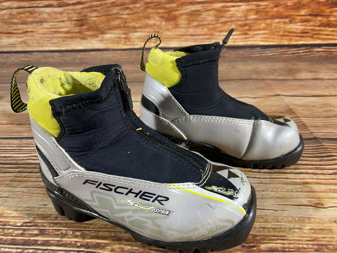 Fischer XJ Sprint Kids Nordic Cross Country Ski Boots Size EU29 US11 NNN F-81