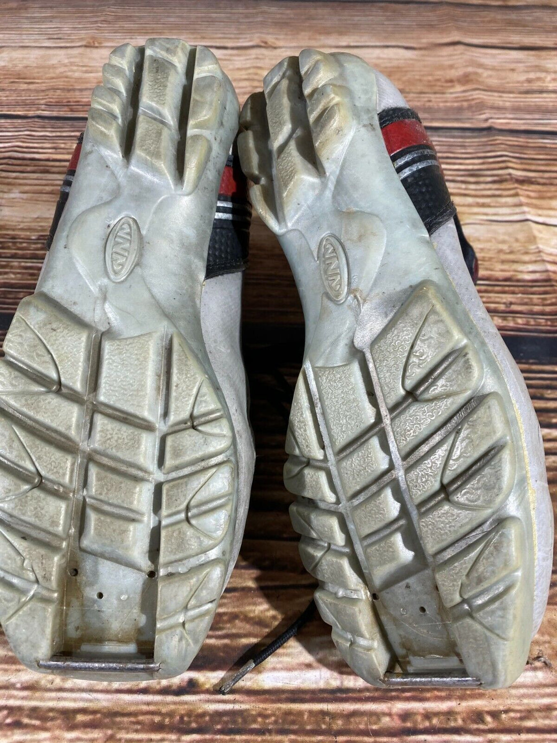 Alpina ST10jr Nordic Cross Country Ski Boots Size EU37 US5 for NNN 934
