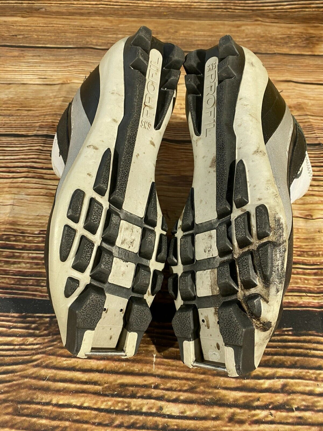SALOMON Nordic Cross Country Ski Boots Size EU37 1/3 US6 for SNS Profil