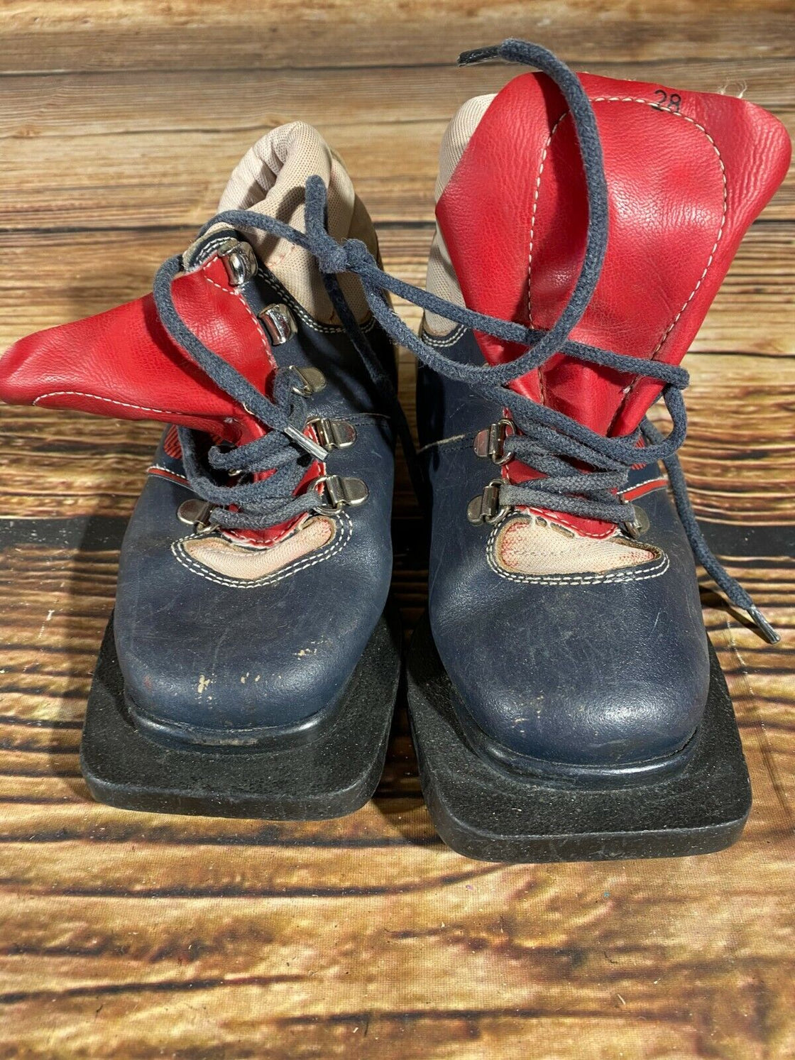 Alpina Kids Cross Country Ski Boots Size EU28 US10.5 Nordic Norm NN 75mm 3pin